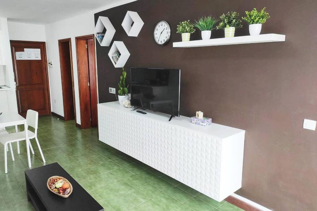Apartamento Bellaloe Тіас Екстер'єр фото