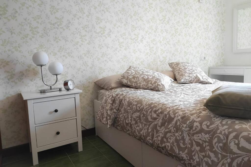 Apartamento Bellaloe Тіас Екстер'єр фото