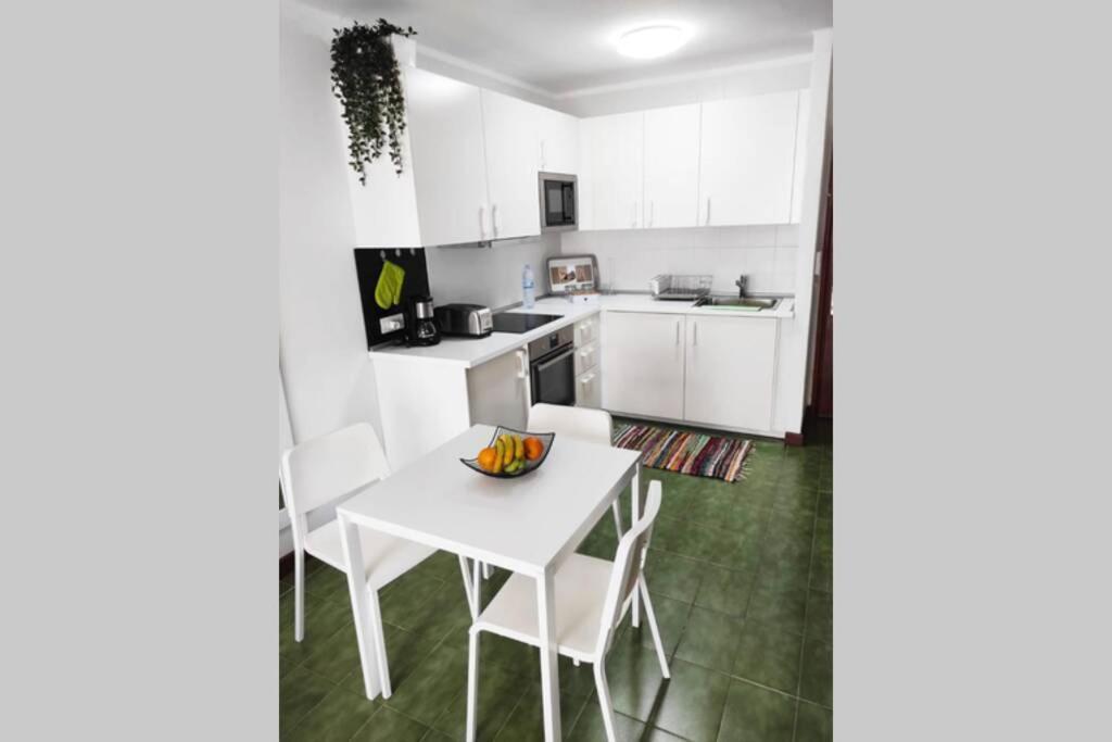 Apartamento Bellaloe Тіас Екстер'єр фото